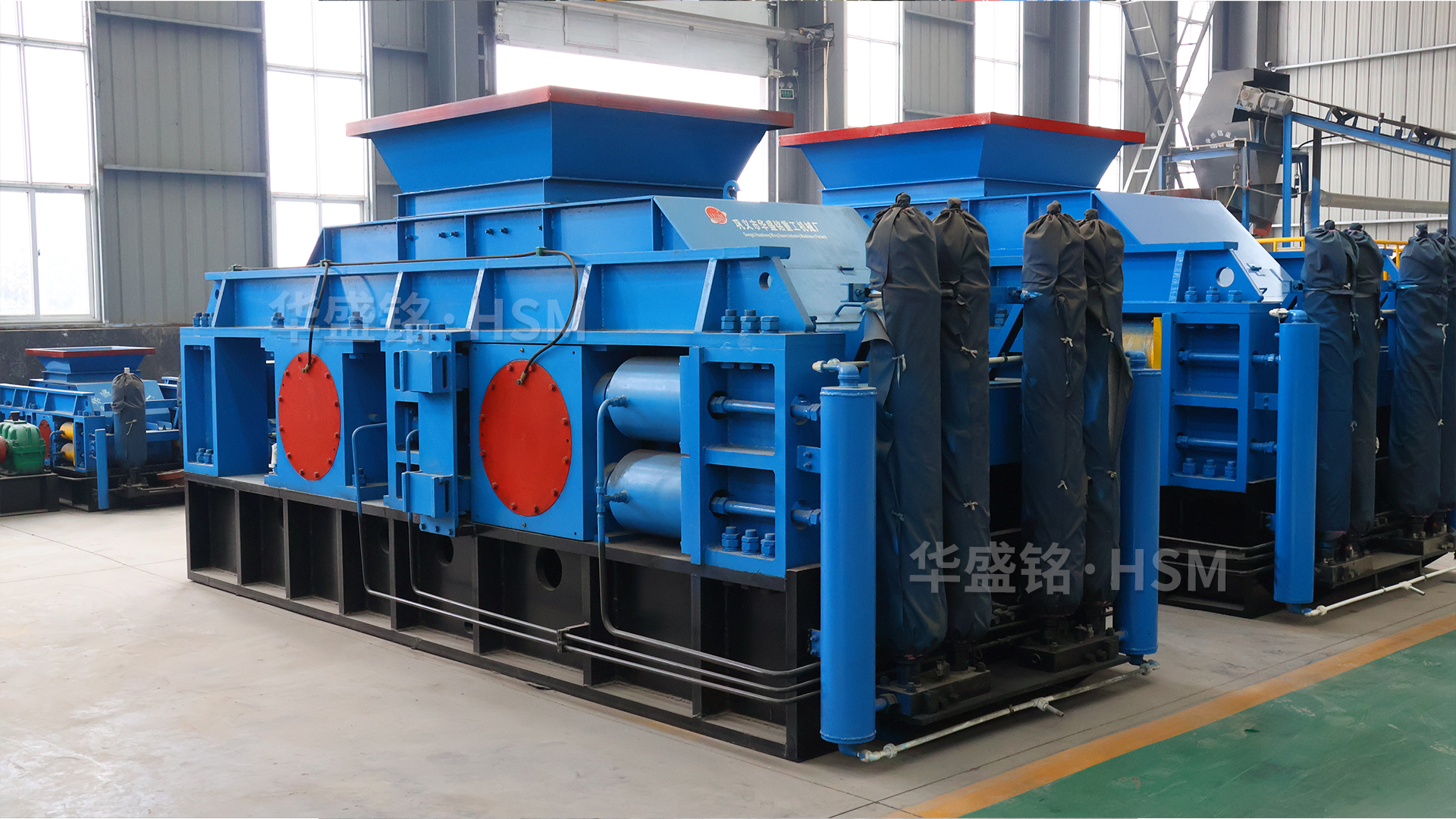 时产50吨以上选它!液压对辊制砂机在中小型项目的实战表现