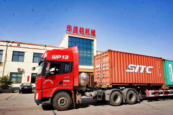 4PG0404四辊破碎机包装发往青岛港,出口埃及